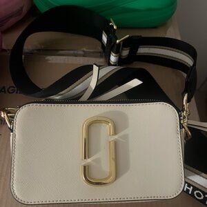 marc jacobs snapshot bag